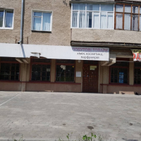 У Франківську продають &frac12; частки нежитлових приміщень, площею 141,7 кв.м по вул. Сухомлинського